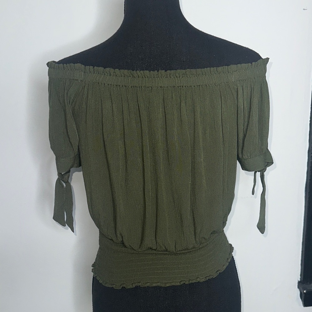 Express Olive Off-Shoulder Trendy Blouse - Picture 6 of 7